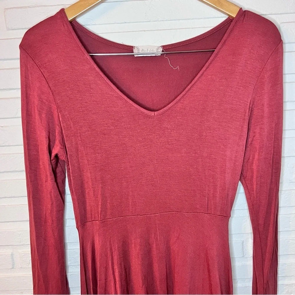 Altar’d State Maroon Bell Sleeve Lace Trim Bohemian Dress , Women’s Size Large - Picture 3 of 8